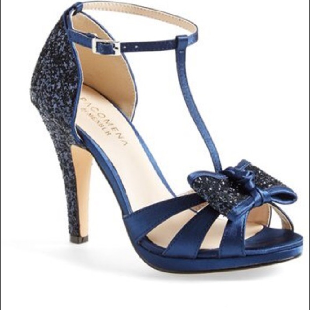 Midnight blue satin and glitter ✨ pumps 👠